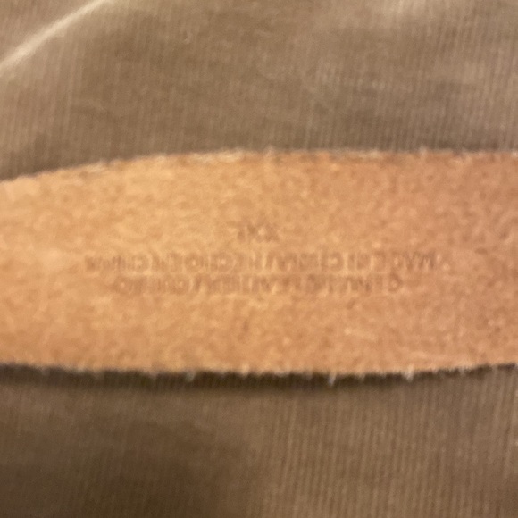 Gold Leather Embossed Belt - Picture 5 of 6